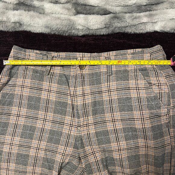 American Eagle Super High-Rise Baggy Wide Leg Jeans, Plaid - Size 10 Short - Picture 11 of 12